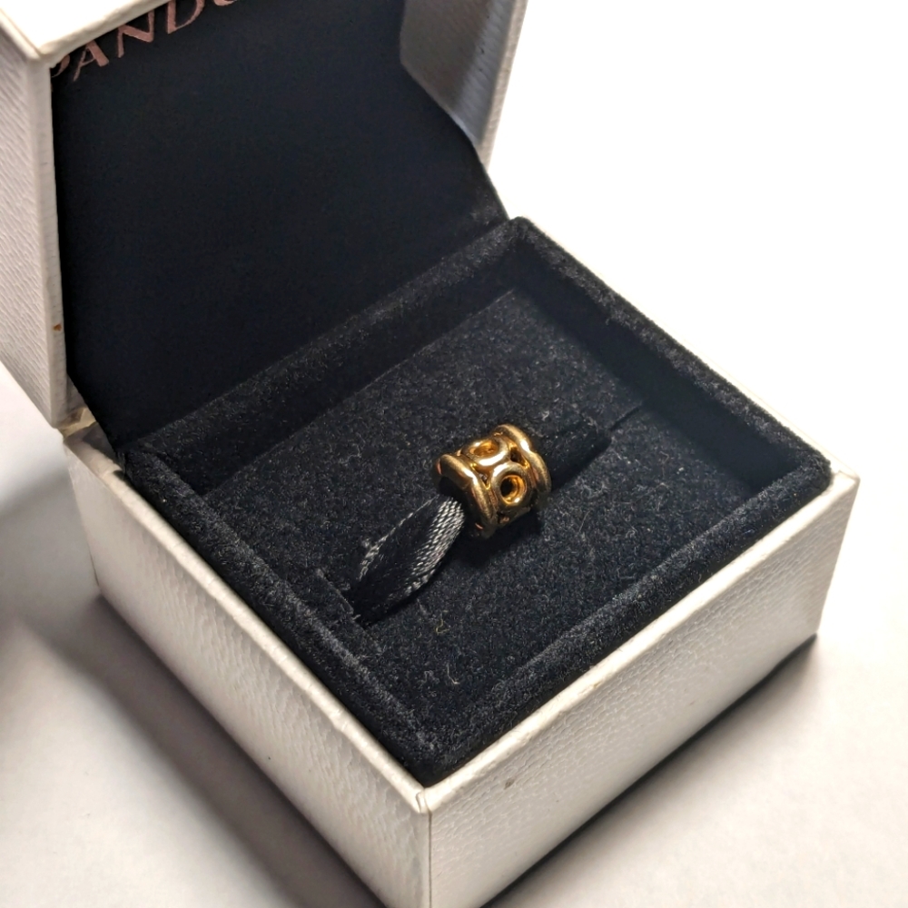 Pandora 14k Yellow Gold Border Links Circles Charm # 750223 585 ALE